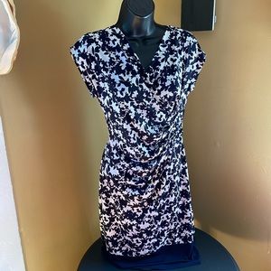 LIKE NEW New York & Company Floral Dress Navy Blue